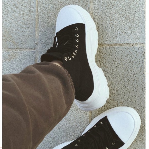 Platform black canvas high top sneaker - Picture 4 of 4